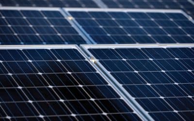 Solar Panel Cleaning: Your 3-Minute Guide